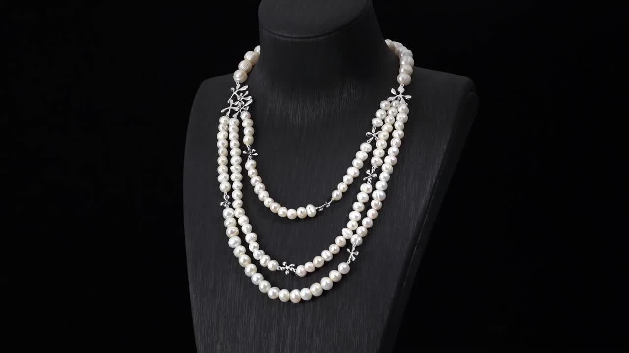 A quality freshwater pearls, 5-6mm x 3.5-4.5mm ovals. Vintage 1990s. –  Earthly Adornments