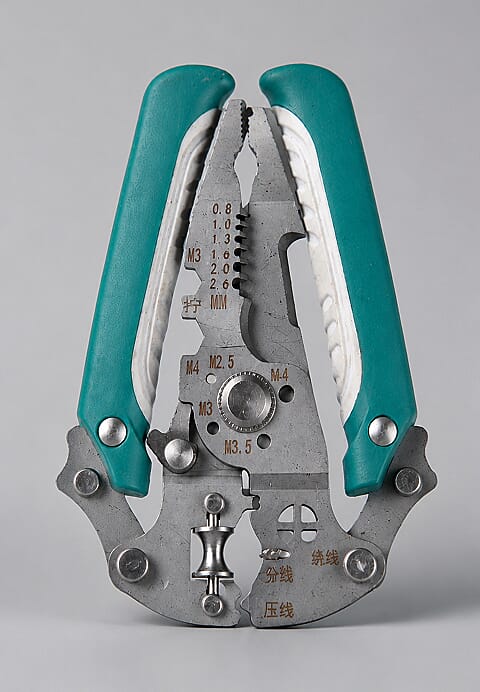 Wire stripper tool — folded compact design