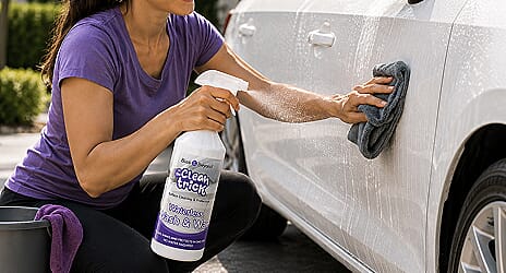 Cleaning car bodywork