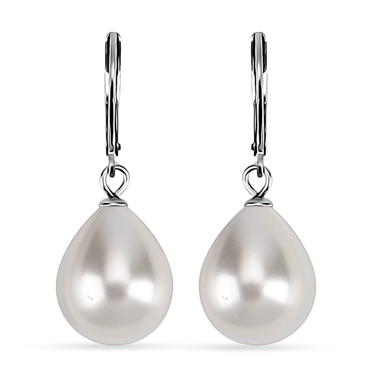 Set of White Shell Pearl Pendant with Chain (Size 20) 12.00 Ct. & Beads Earring 22.00 Ct. in Silver Tone