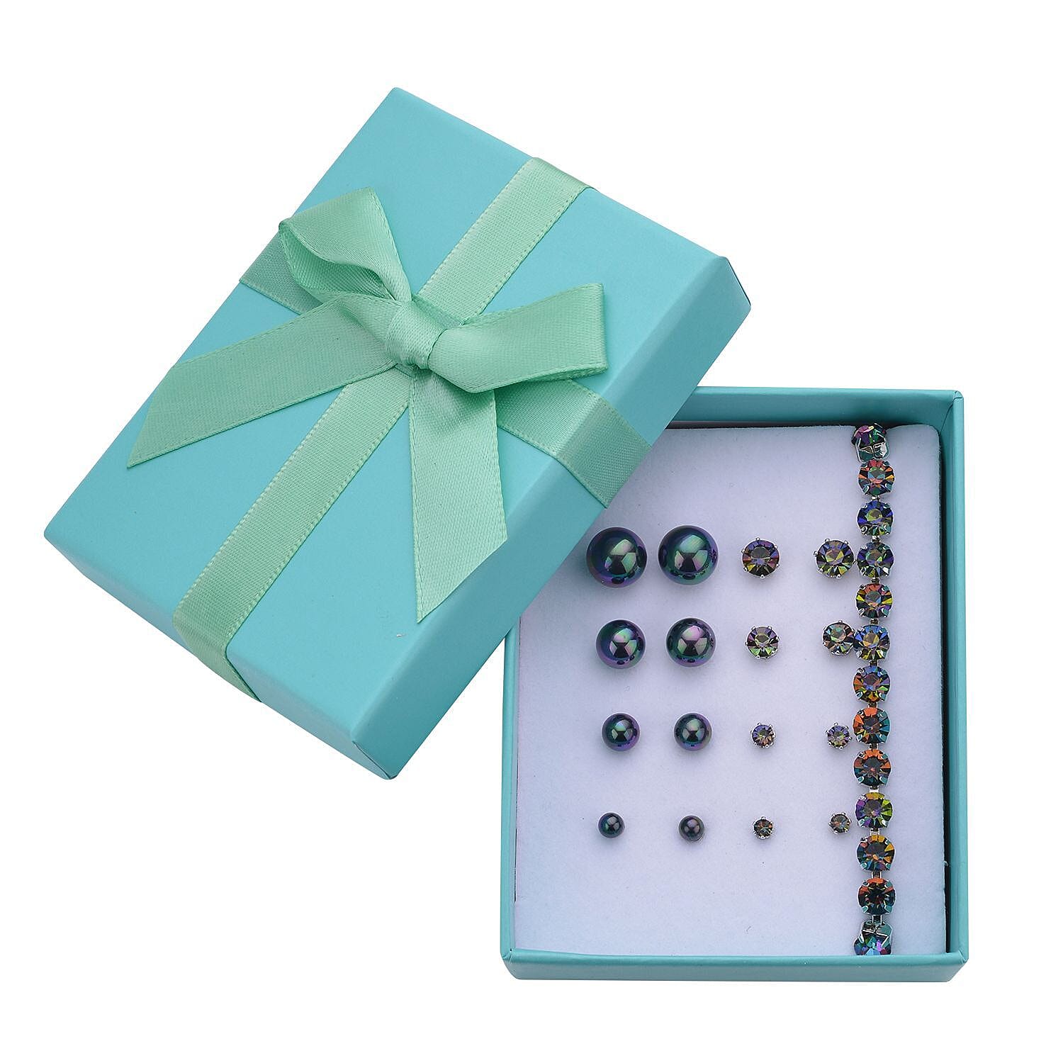 Shop the Look &ndash; Navy Dress, Pearl & Crystal Jewellery Set with Black Sunglasses