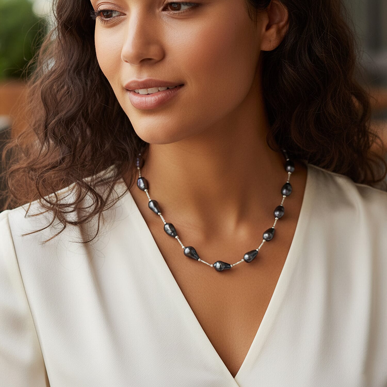 Set of 5 Shell Pearl Necklace