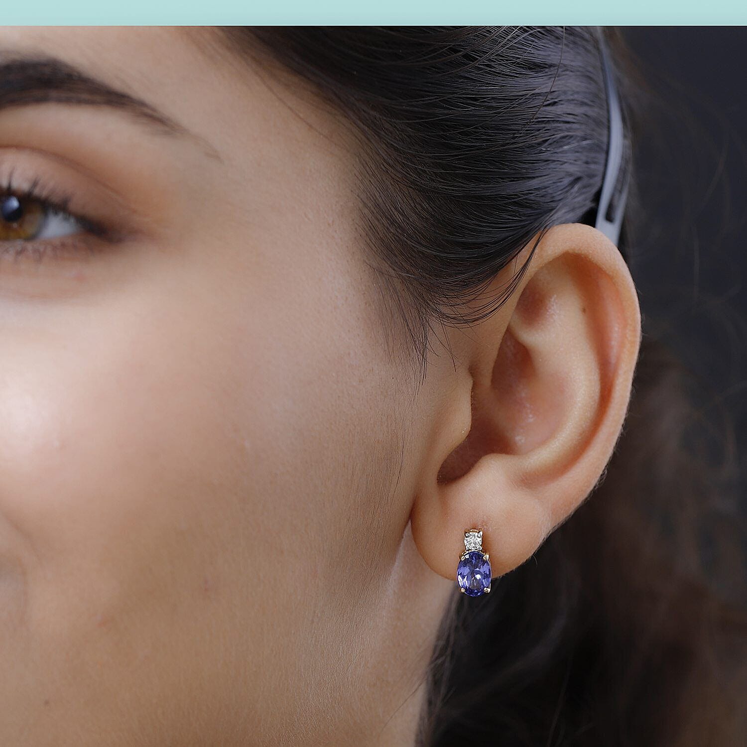 ILIANA 18K Yellow Gold AAAA Tanzanite and Diamond Earrings (with Screw Back) 2.35 Ct.