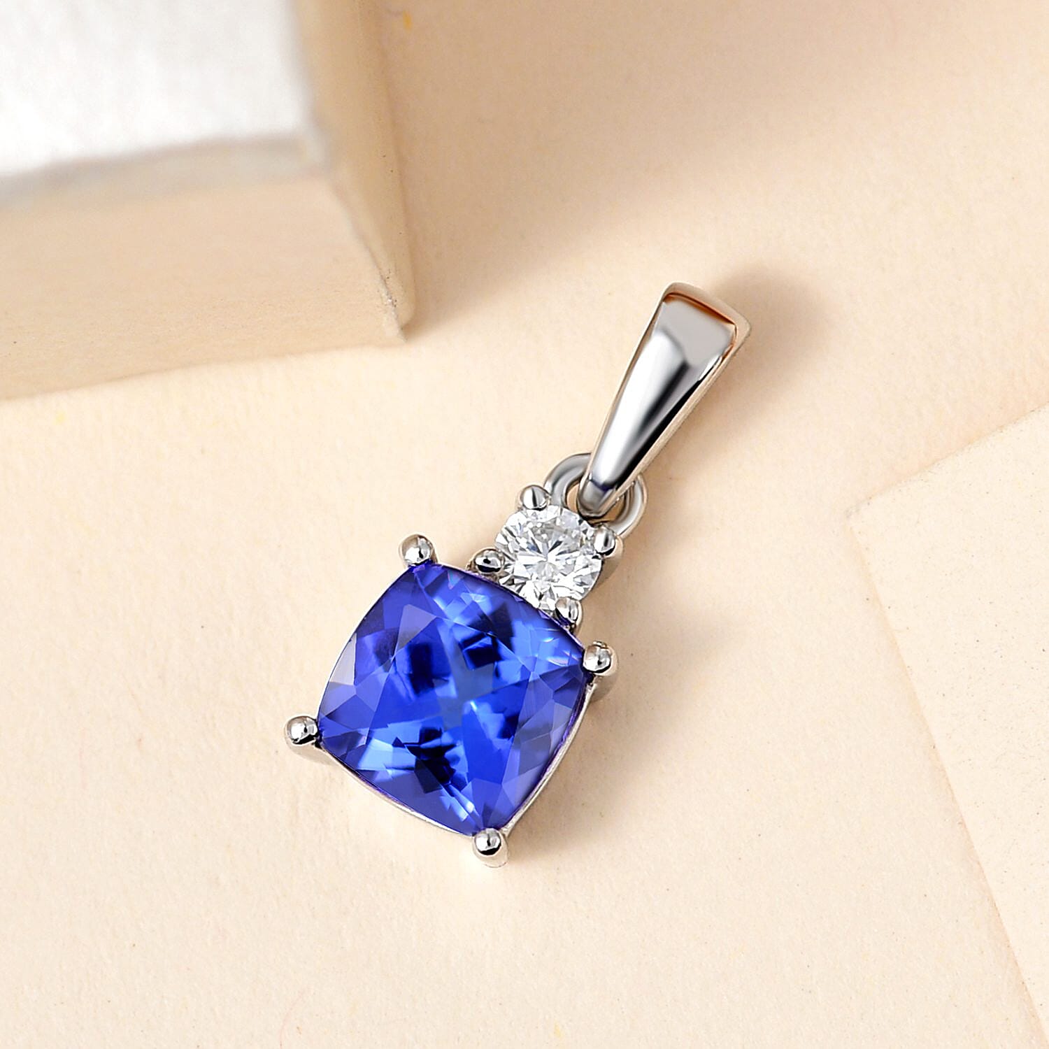 Blue Diamond, Diamond Cocktail Pendant in Rhodium and Platinum Over Sterling -1ct 海外 即決 - スキル、知識