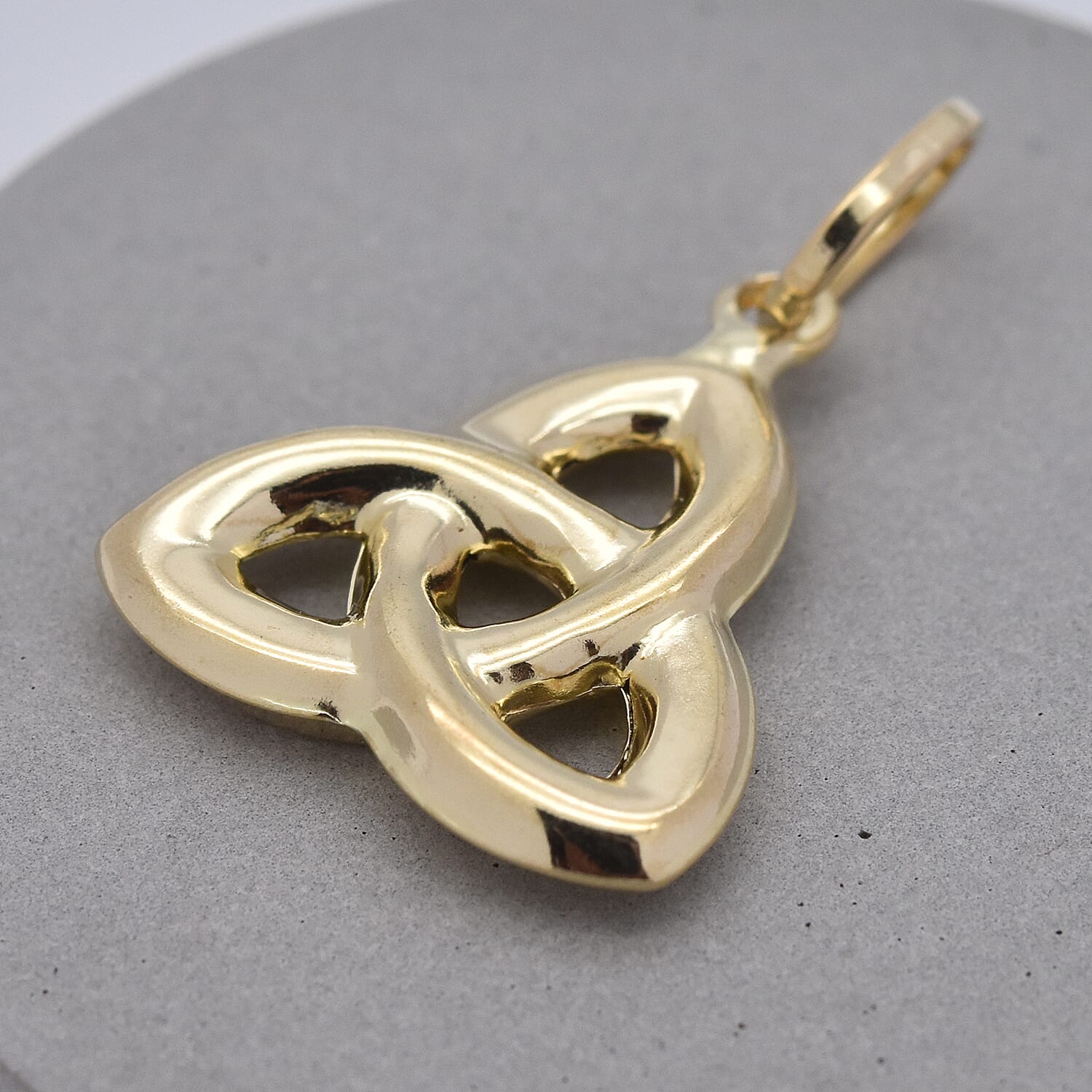 9K Yellow Gold Celtic Knot Pendant