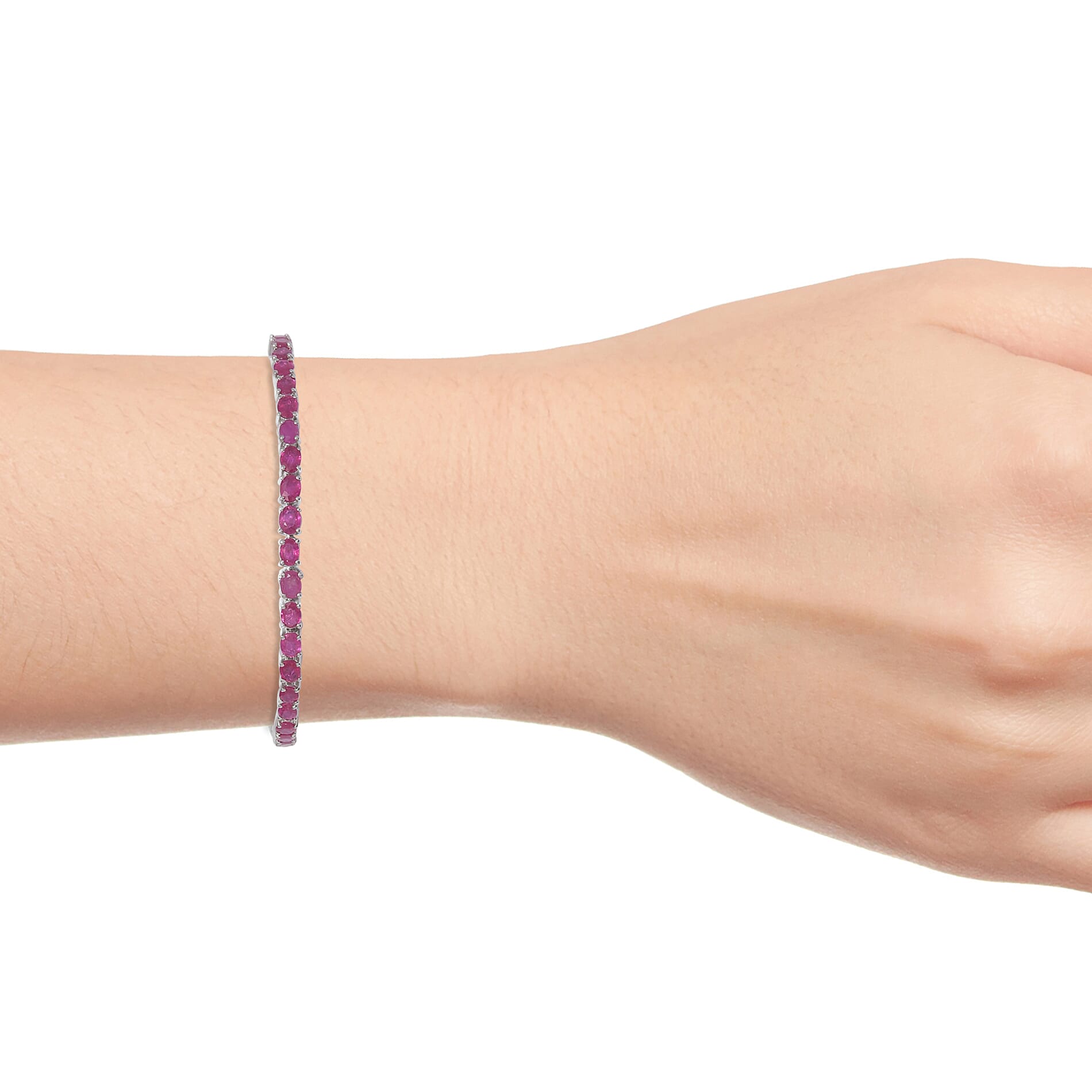 9K White Gold AA Ruby (Ovl) Bracelet (Size 7) 7.500  Ct.