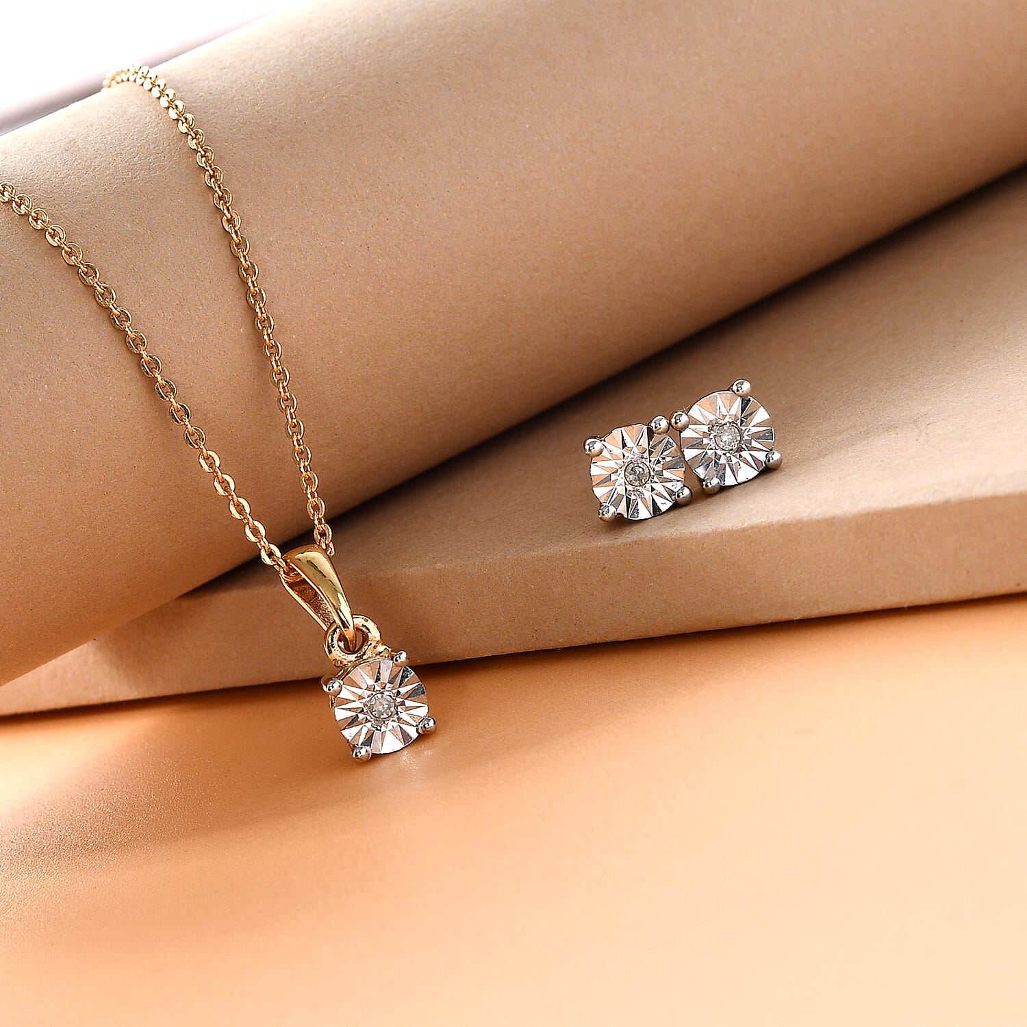 Diamond deals stud chain