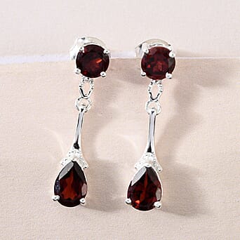 https://tjcuk.sirv.com/Products/32/2/3227598/2.75-Ct-Mozambique-Garnet-Dangle-Earrings-in-Sterling-Silver_3227598_2.jpg?w=342&h=342
