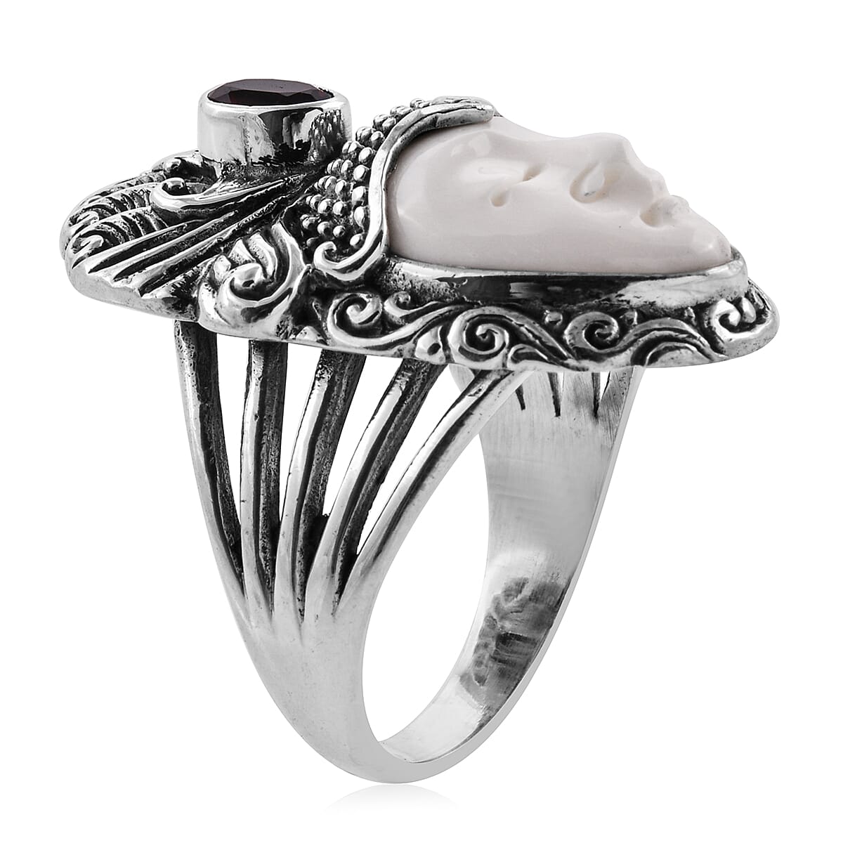 Princess Bali Collection OX Bone Carved Face and Mozambique Garnet Ring in Sterling Silver 8.550 Ct, Silver wt 11.50 Gms.