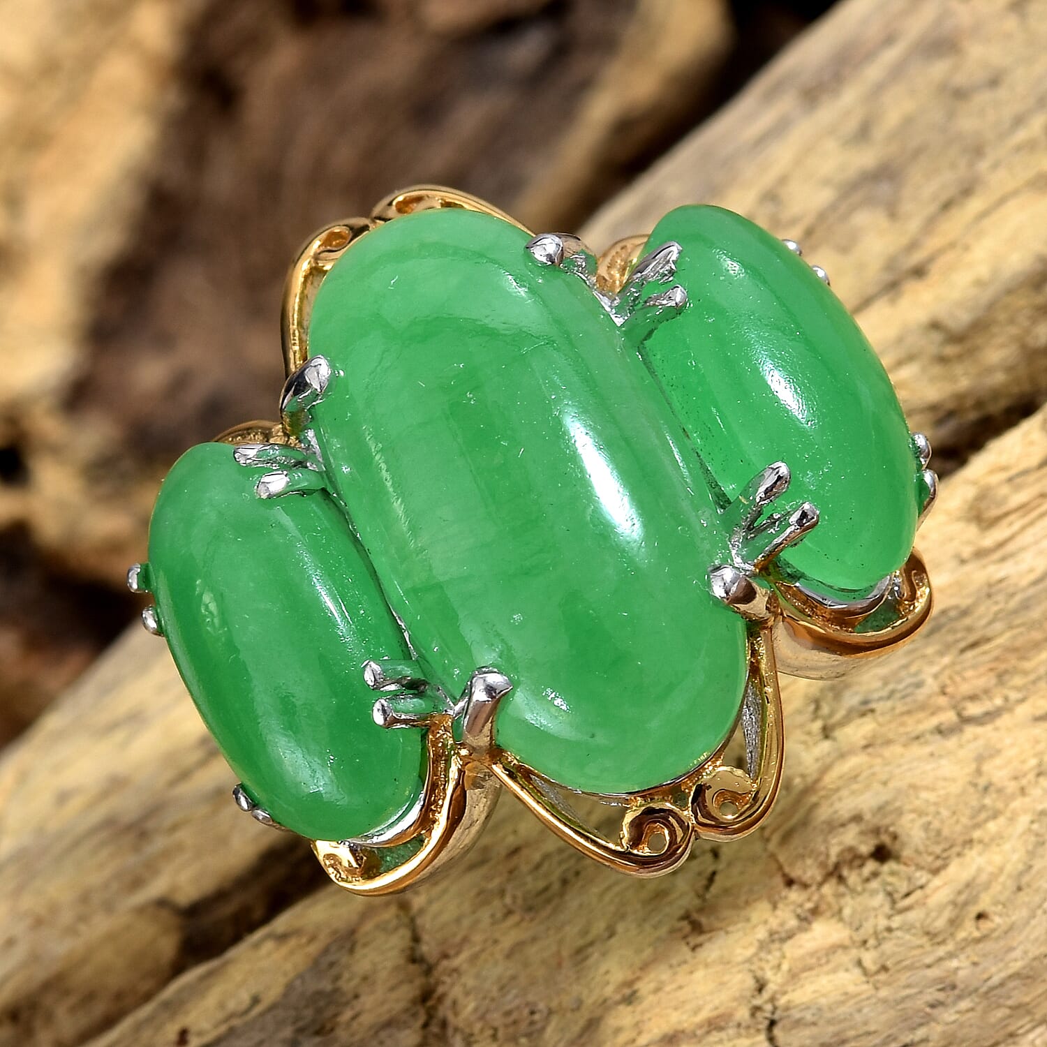 Green Jade (Ovl 20x10 mm) Ring in Platinum and Yellow Gold Overlay Sterling Silver 17.500 Ct, Silver wt 5.68 Gms