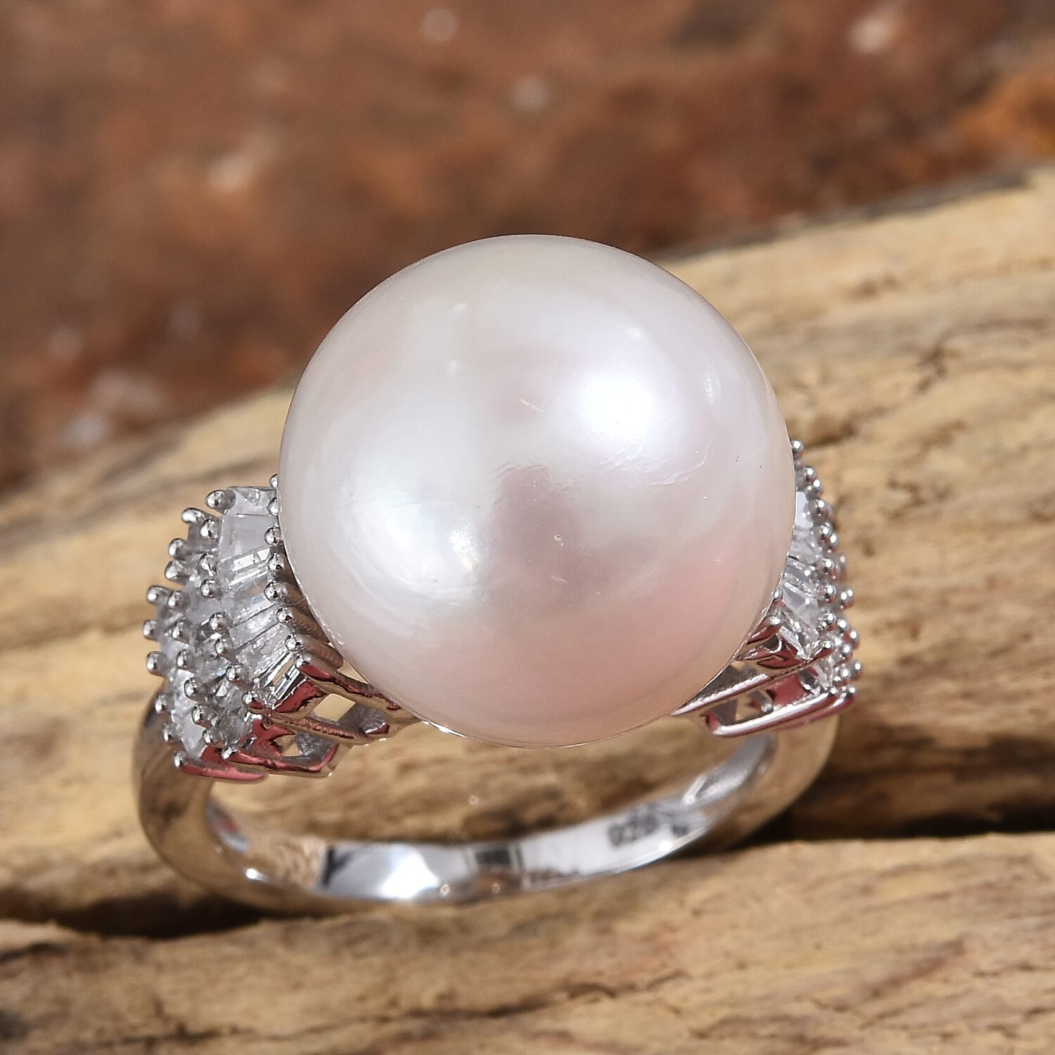 Extremely Rare Size Perfect Round Edison Pearl (Rnd 14-15 mm), Diamond (Rnd 0.33 Cts) Ring in Platinum Overlay Sterling Silver