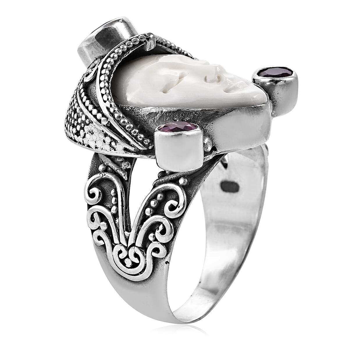 Princess Bali Collection OX Bone Carved Face and African Ruby Ring in Sterling Silver 14.470 Ct, Silver wt 9.40 Gms