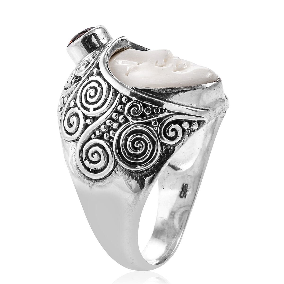 Princess Bali Collection OX Bone Carved Face and Hessonite Garnet Ring in Sterling Silver 10.740 Ct, Silver wt 7.00 Gms