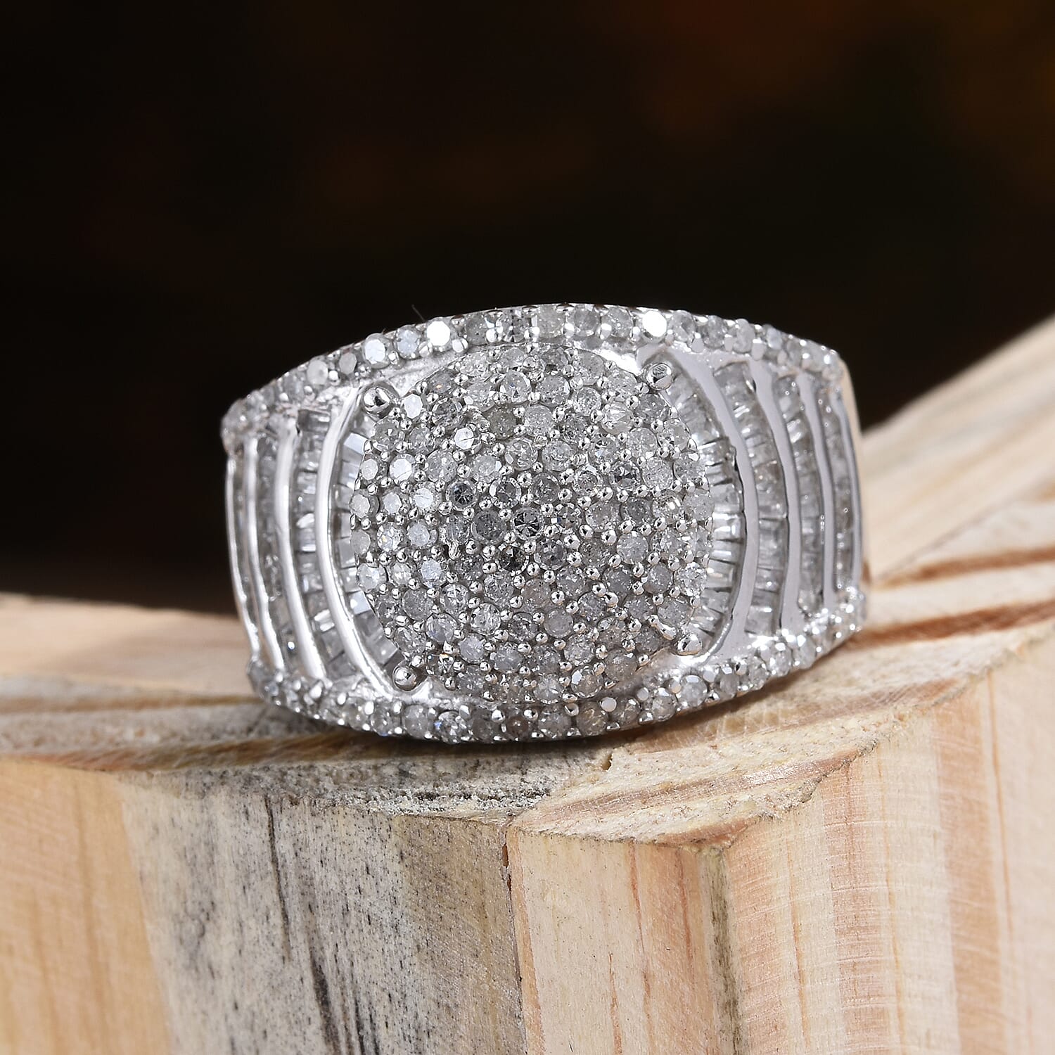 Diamond (Rnd and Bgt) Ring in Platinum Overlay Sterling Silver 1.010  Ct, Silver wt 6.58 Gms, Number of Diamonds 247.
