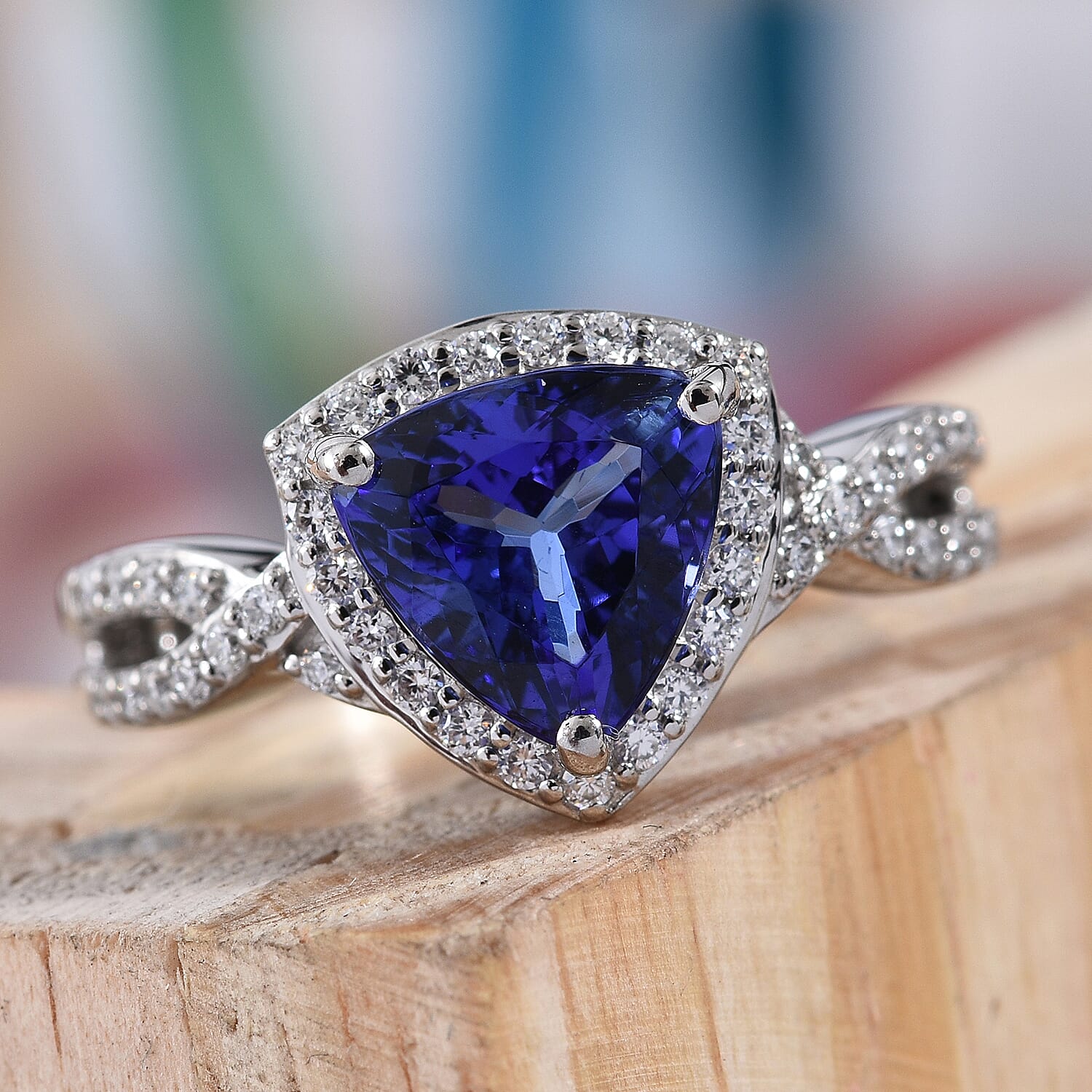 RHAPSODY 950 Platinum Super Rare AAAA Tanzanite (Trillion 8 mm 1.750 Ct), Diamond (VS/F) Ring 2.050 Ct, Platinum wt 6.40 Gms