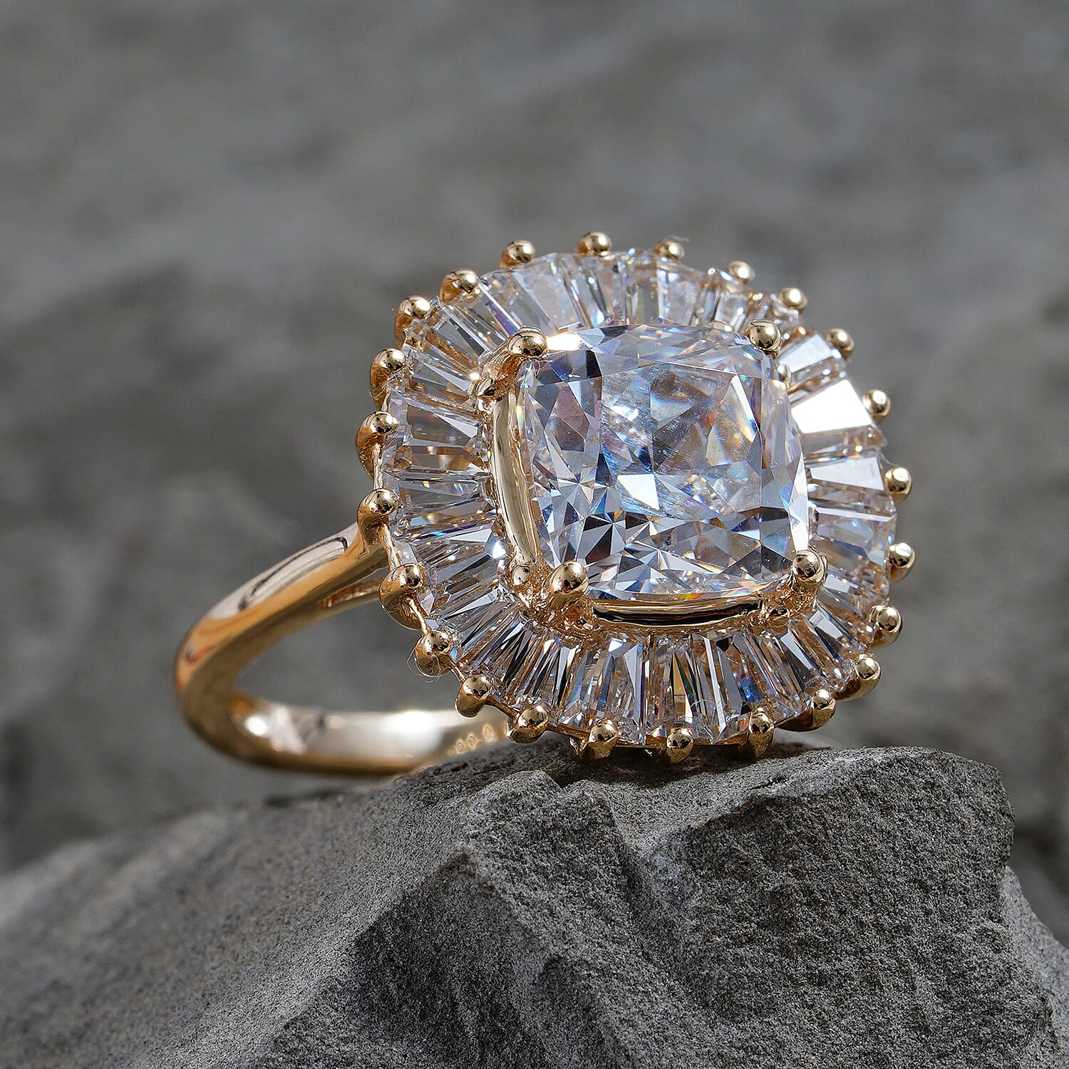 Lustro Stella - 9K Yellow Gold (Cush 8x8) Ring Made with Finest CZ