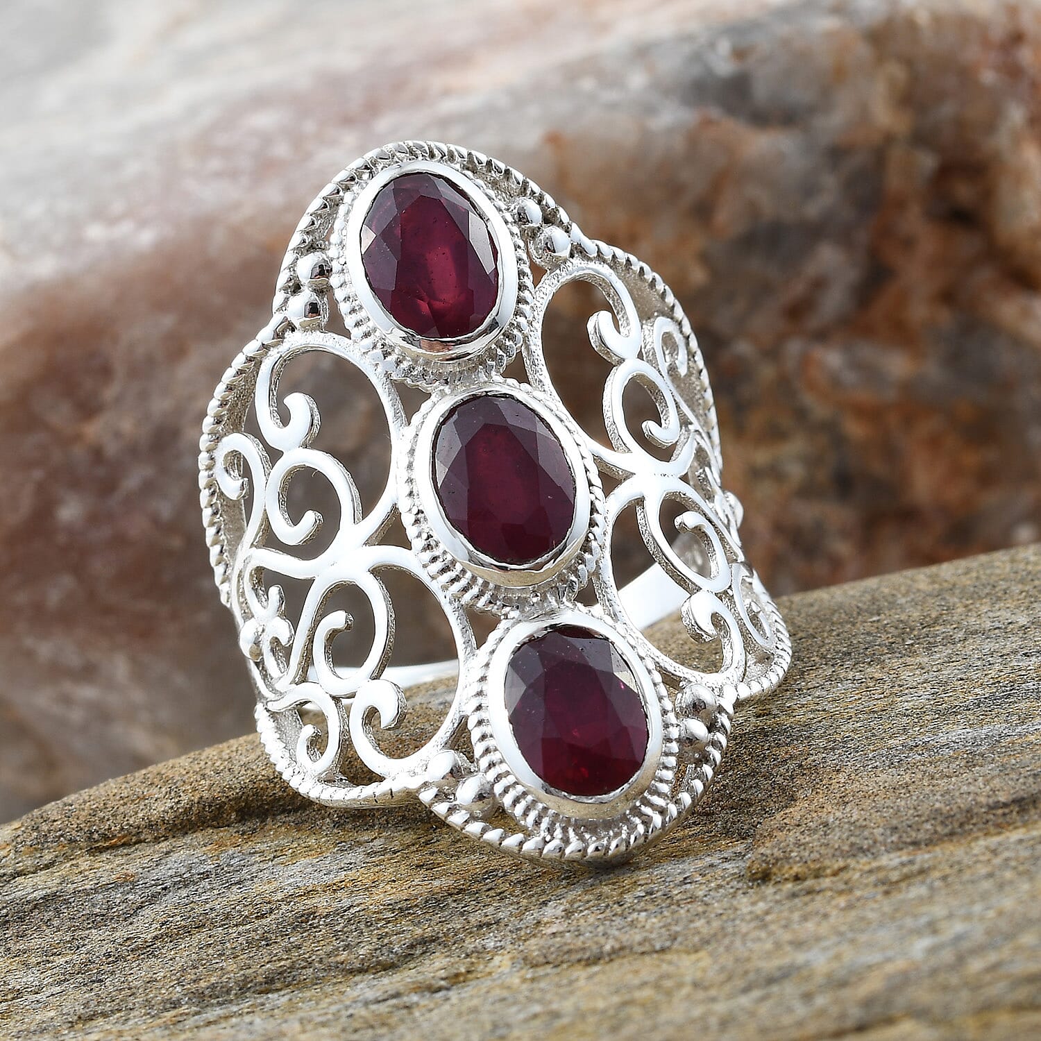 Artisan Crafted African Ruby (Ovl) Filigree Ring in Sterling Silver 3.590 Ct.