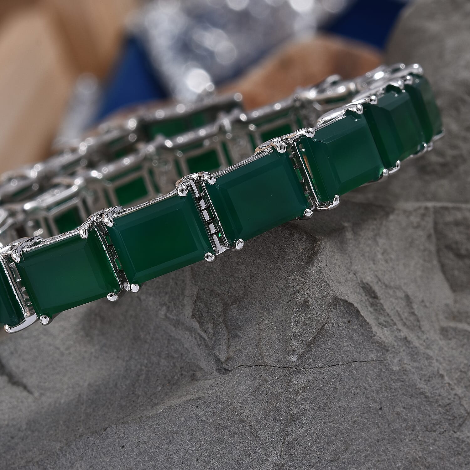 Verde Onyx (Bgt) Tennis Bracelet (Size 8) in Platinum Overlay Sterling Silver 48.20 Ct, Silver wt 25.40 Gms