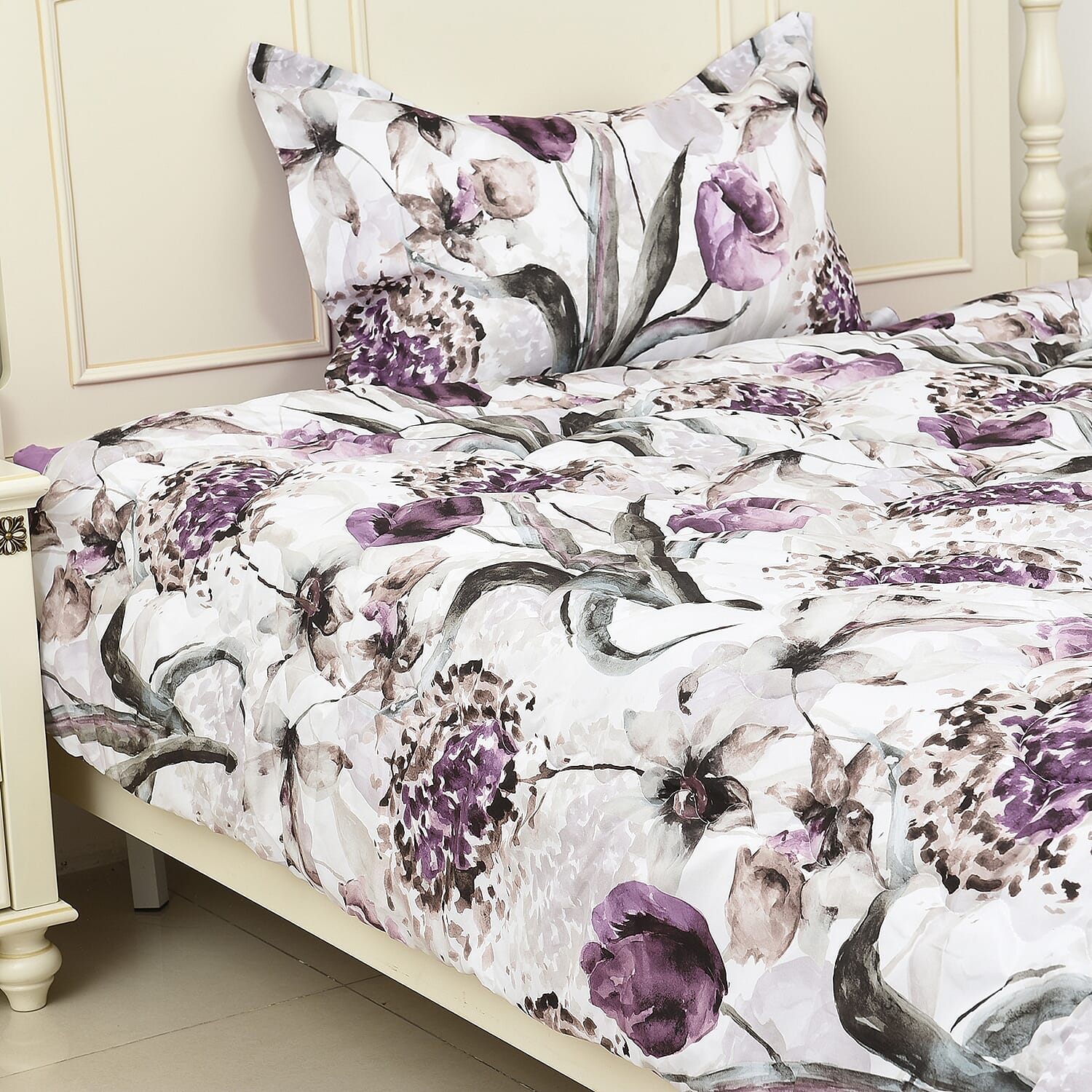 Set of 3 - Floral Pattern Comforter, Fitted Sheet and Pillow Case Single Size - Purple and Multi Colour