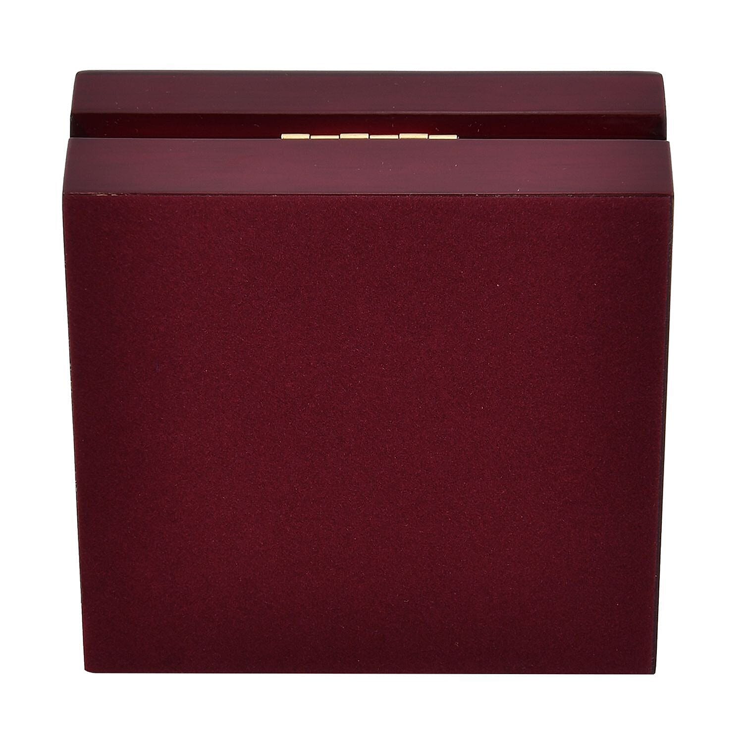 Jewelry Gifting -Velvet Lining Wooden Necklace and Pendant Box - (Size 10x10x4 cm) Jewelry Gifting -Velvet Lining Wooden Necklace and Pendant Box - (Size 10x10x4 cm)