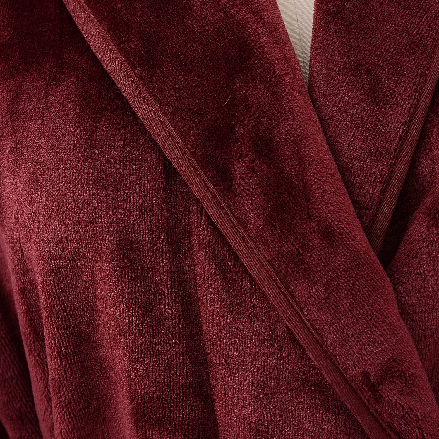 Microfibre Soft Flannel Shawl Collar Dressing Gown with Pocket (Size 65x115 Cm) - Wine Red
