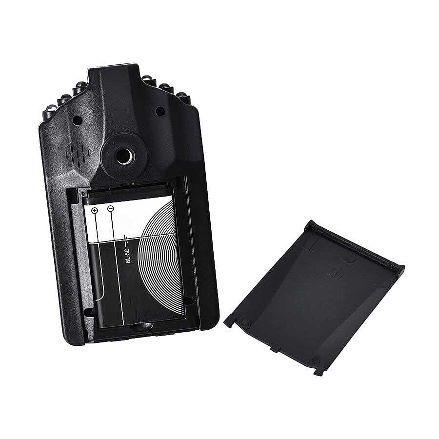 HD Dashcam Plus with Foldable Screen, Car Charger, Suction Cup and 8 GB Memory Card (Size 10.5x6x9 Cm) - Black