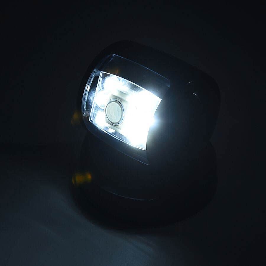 Rotating Wireless LED Porch Light with Built-in Motion and Photo Sensor and Three Light Modes (Size 14x14x14.3 Cm) - Black (4xC Battery not Included)