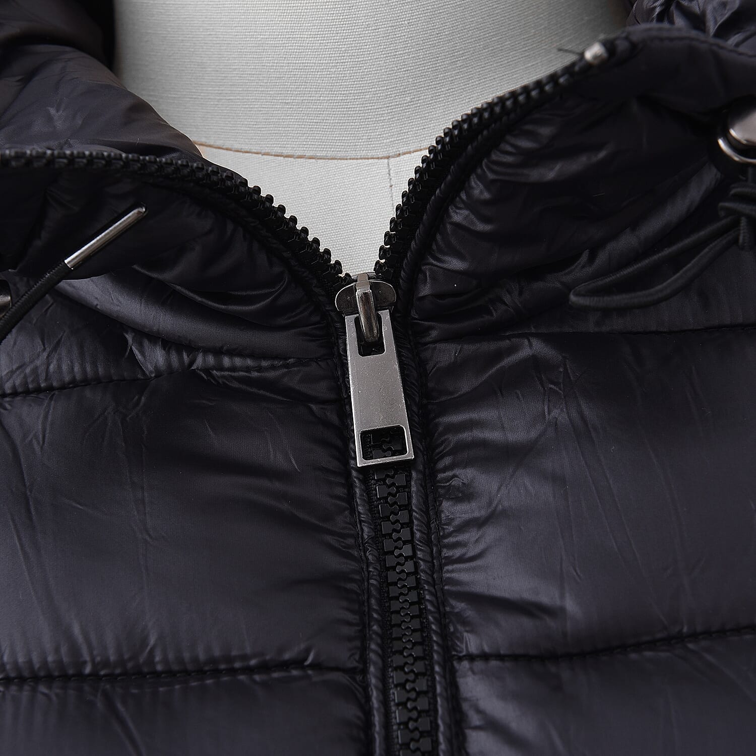 Stylish Short Puffer Jacket For Women (Size Medium/ 10-12) - Black