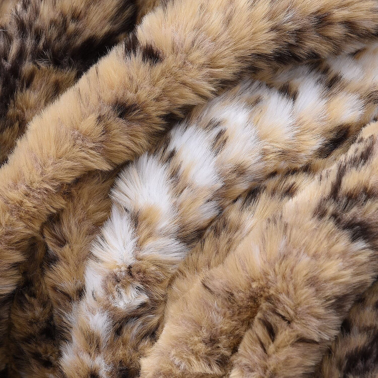 Super Soft Faux Fur Mink Snake Skin Pattern Blanket (Size 200x150 Cm)