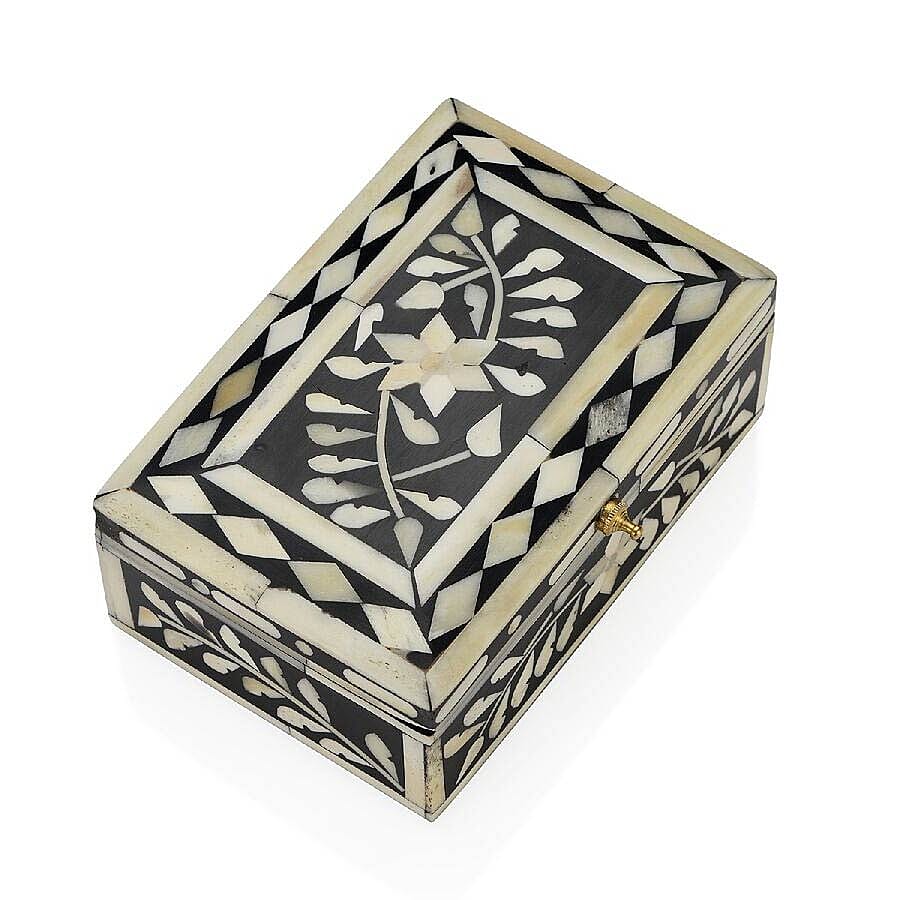 Handmade Bone Inlay Storage Box (Size 15x10x6 Cm) - Black and White