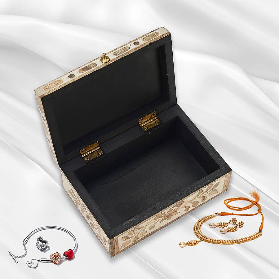 Handmade Bone and Mango Wood Inlay Storage Box (Size 15x10x6 Cm)