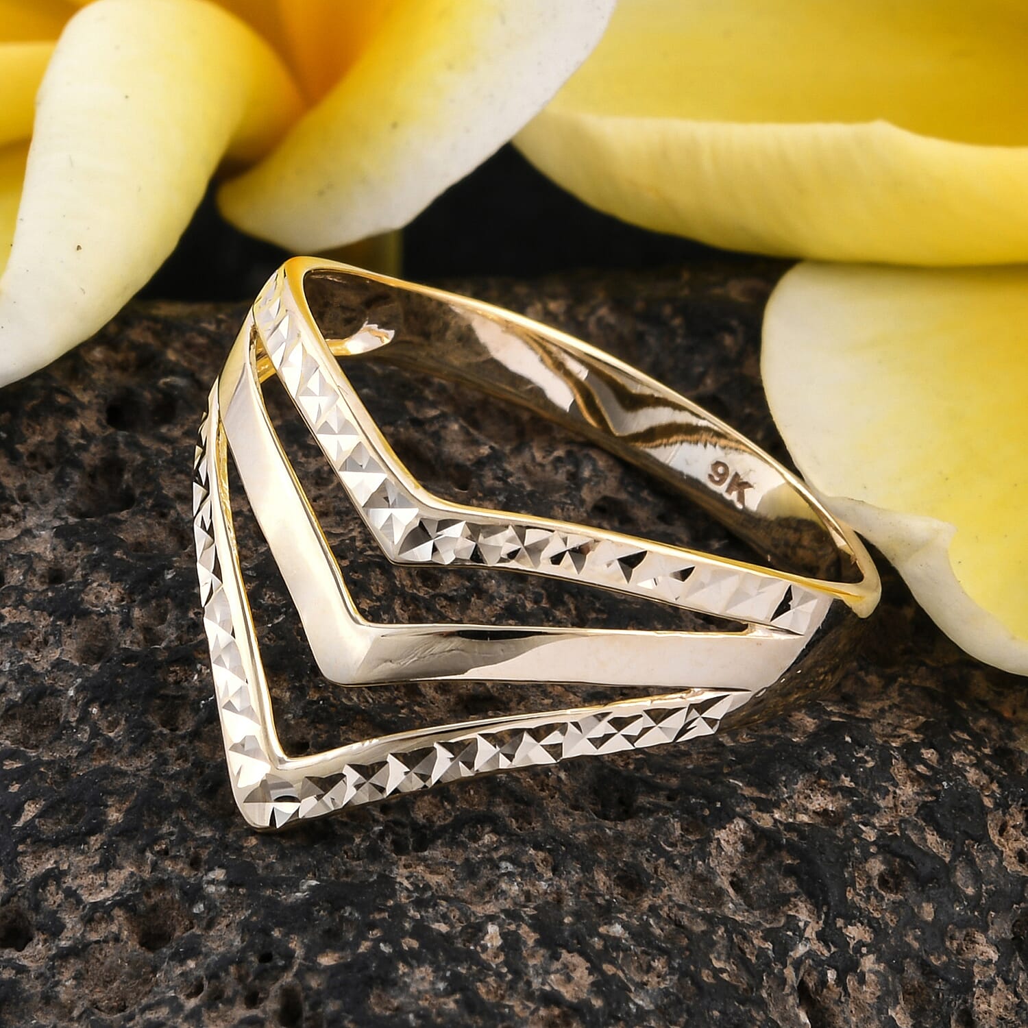 Royal Bali Collection - 9K Yellow Gold Wishbone Ring