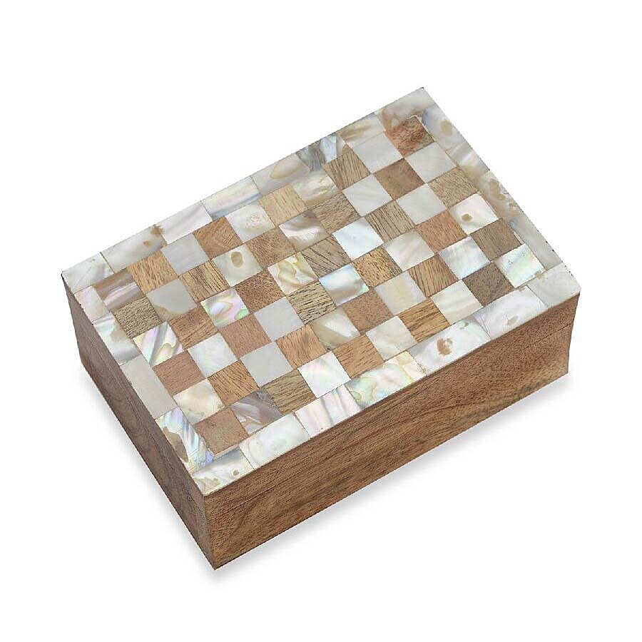 Artisan Crafted Handmade Inlay Mother of Pearl and Mango Wood Checker Pattern Storage Box (Size 15x10x6 Cm) - Ivory
