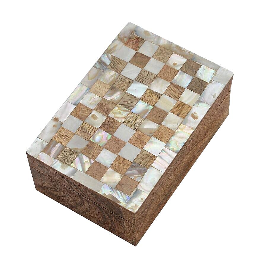 Artisan Crafted Handmade Inlay Mother of Pearl and Mango Wood Checker Pattern Storage Box (Size 15x10x6 Cm) - Ivory