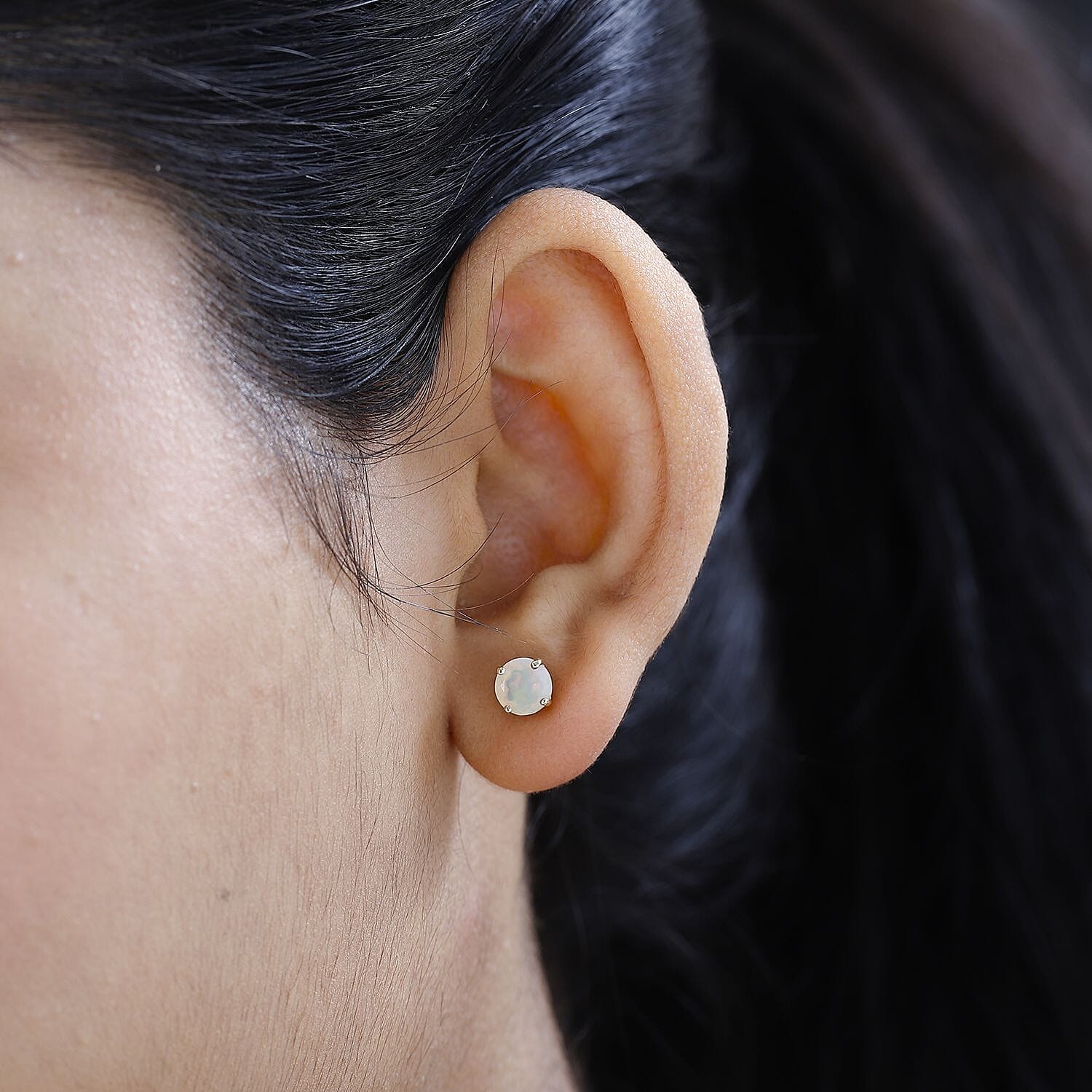 9K Yellow Gold Ethiopian Welo Opal (Rnd) Stud Earrings 1.00 Ct.