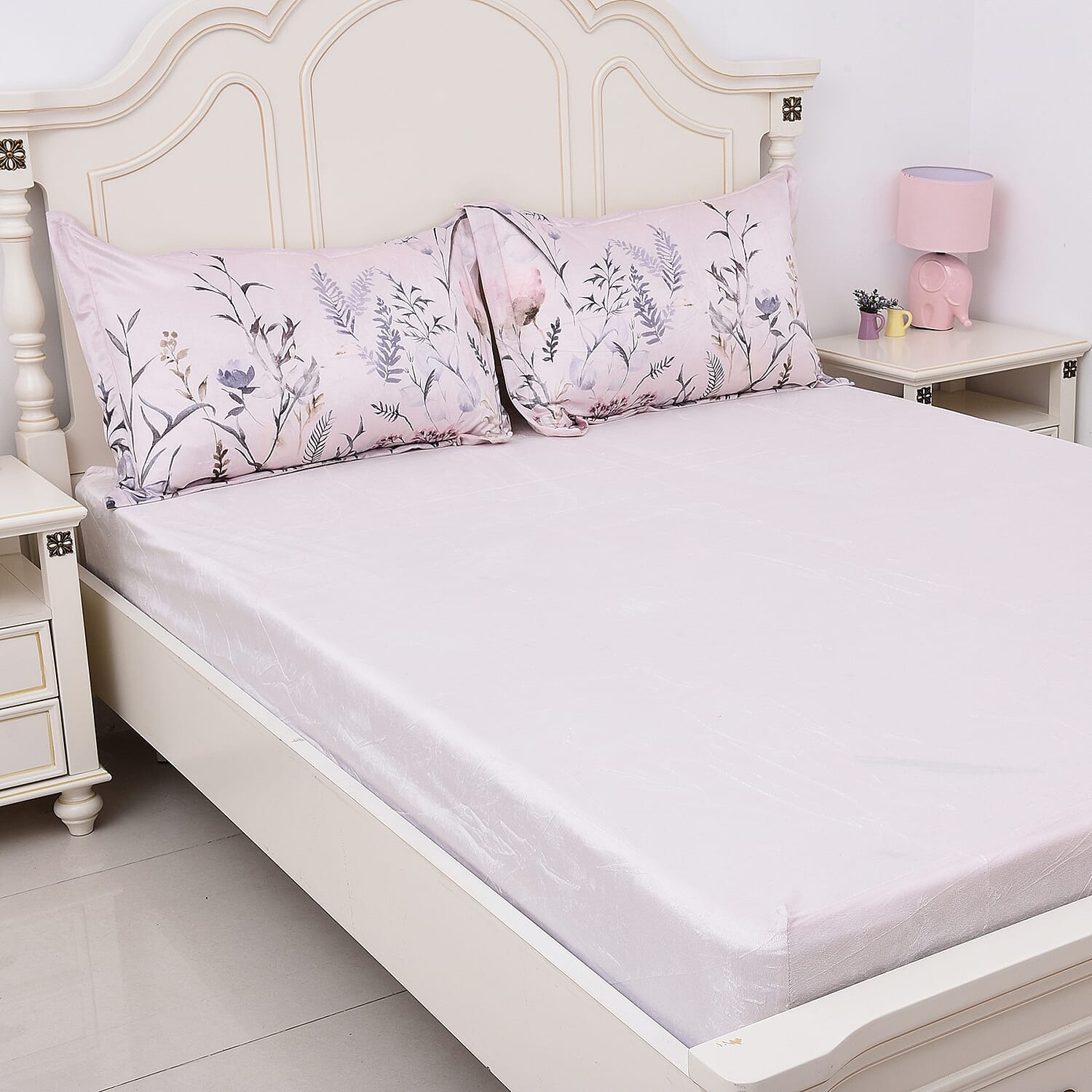 4 Piece Set - Soft and Warm Microflannel Luxury Duvet Set (1 Duvet, 1 Fitted Sheet KING Size and 2 Pillow Cases) with Floral Print - Ivory