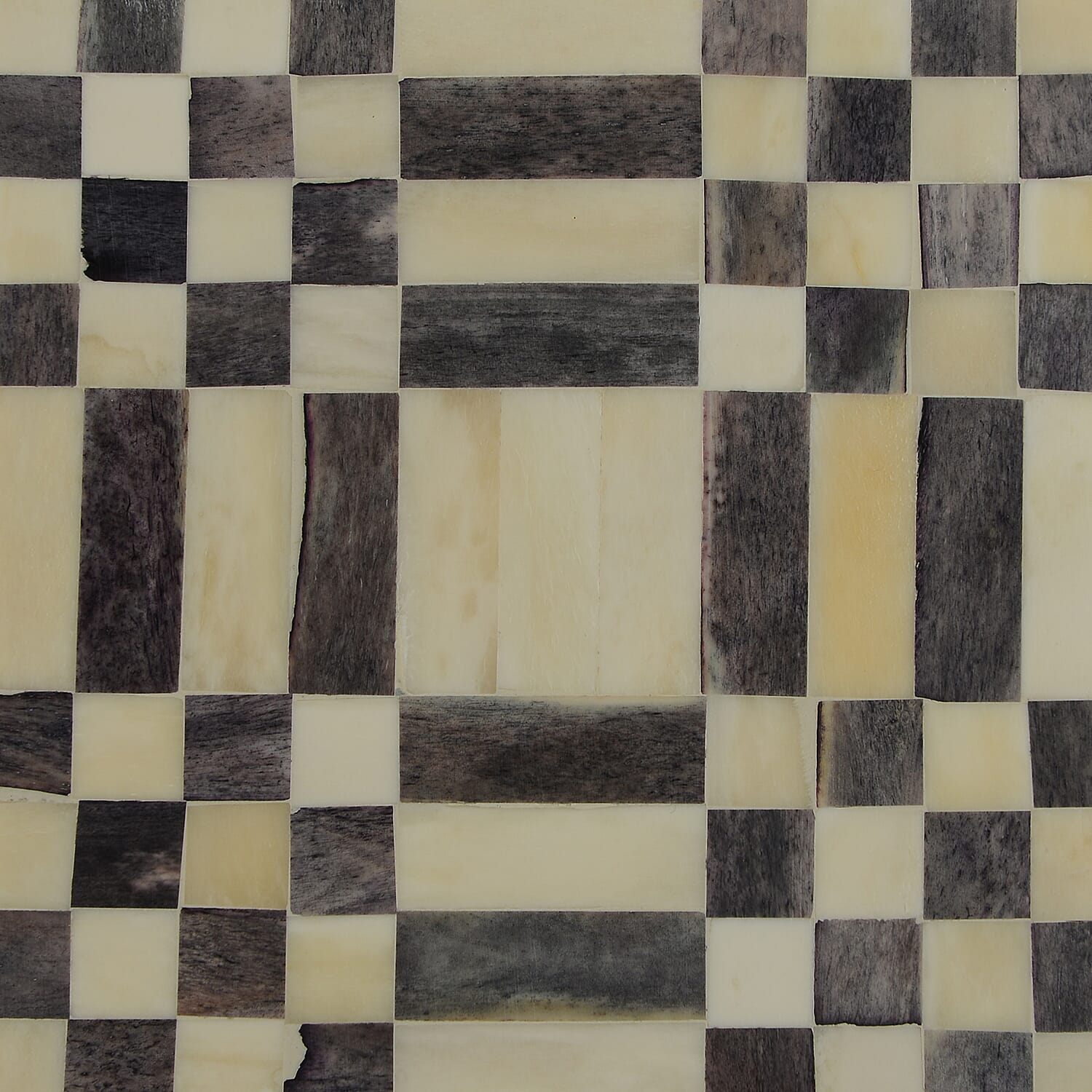 Chequered Pattern Handmade Bone and MDF Storage Box with Inside Velvet Lining (Size 15.5x15.5x6 Cm) - Black and White