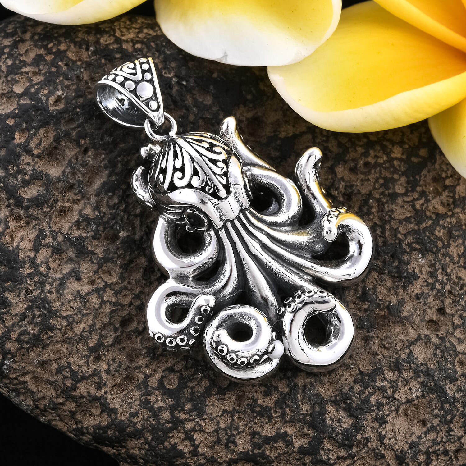 One Time Deal- Sterling Silver Octopus Pendant, Silver wt 12.93 Gms