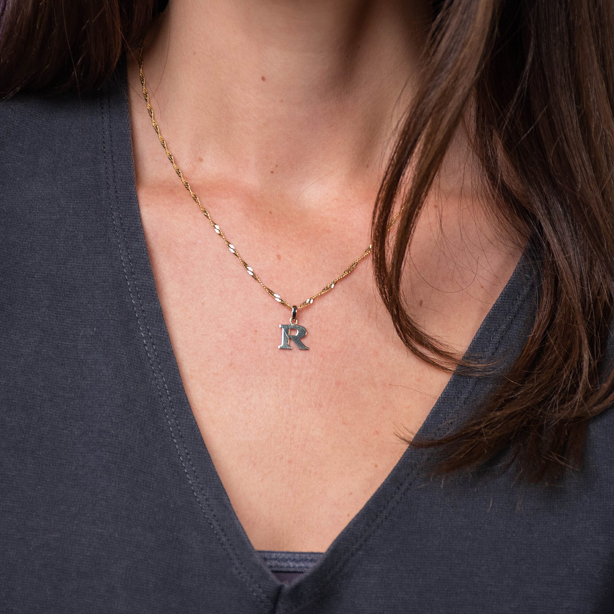 9K Yellow Gold Initial R Pendant