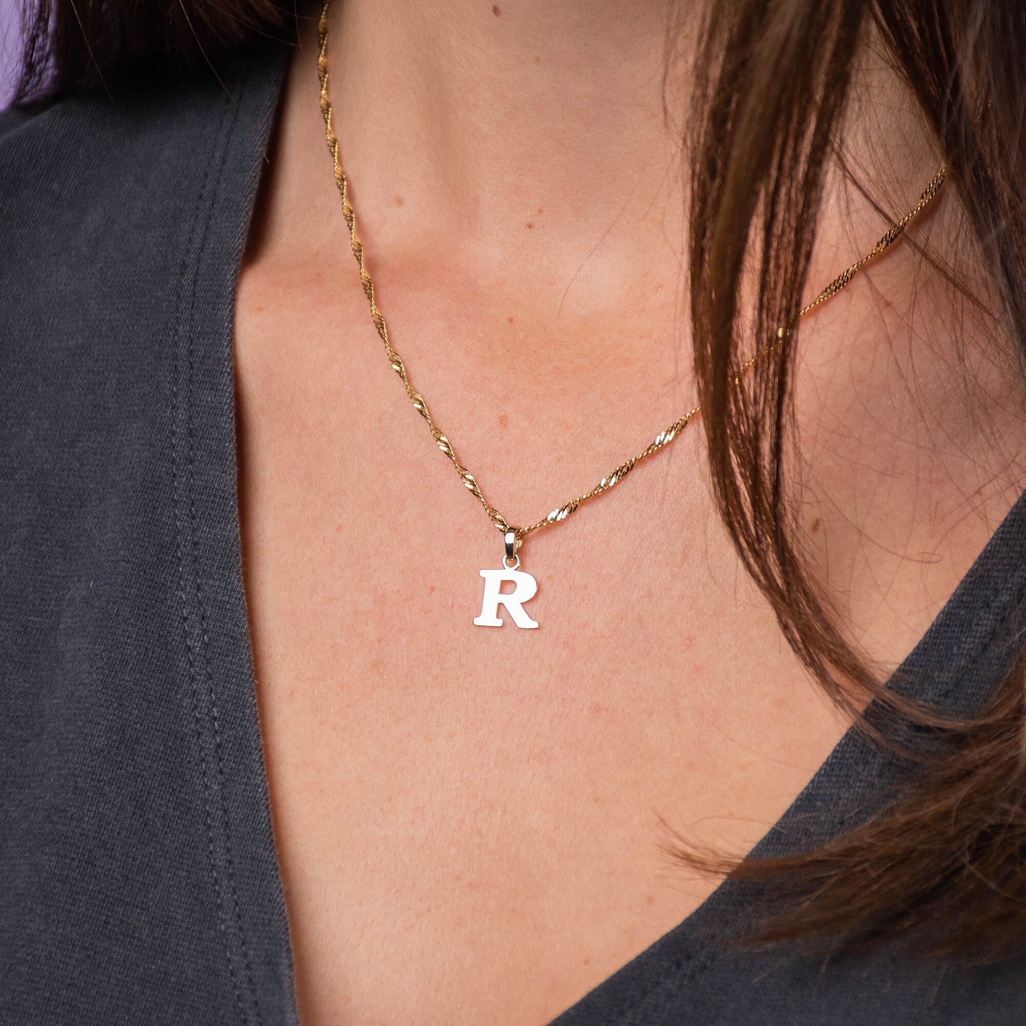 9K Yellow Gold Initial R Pendant