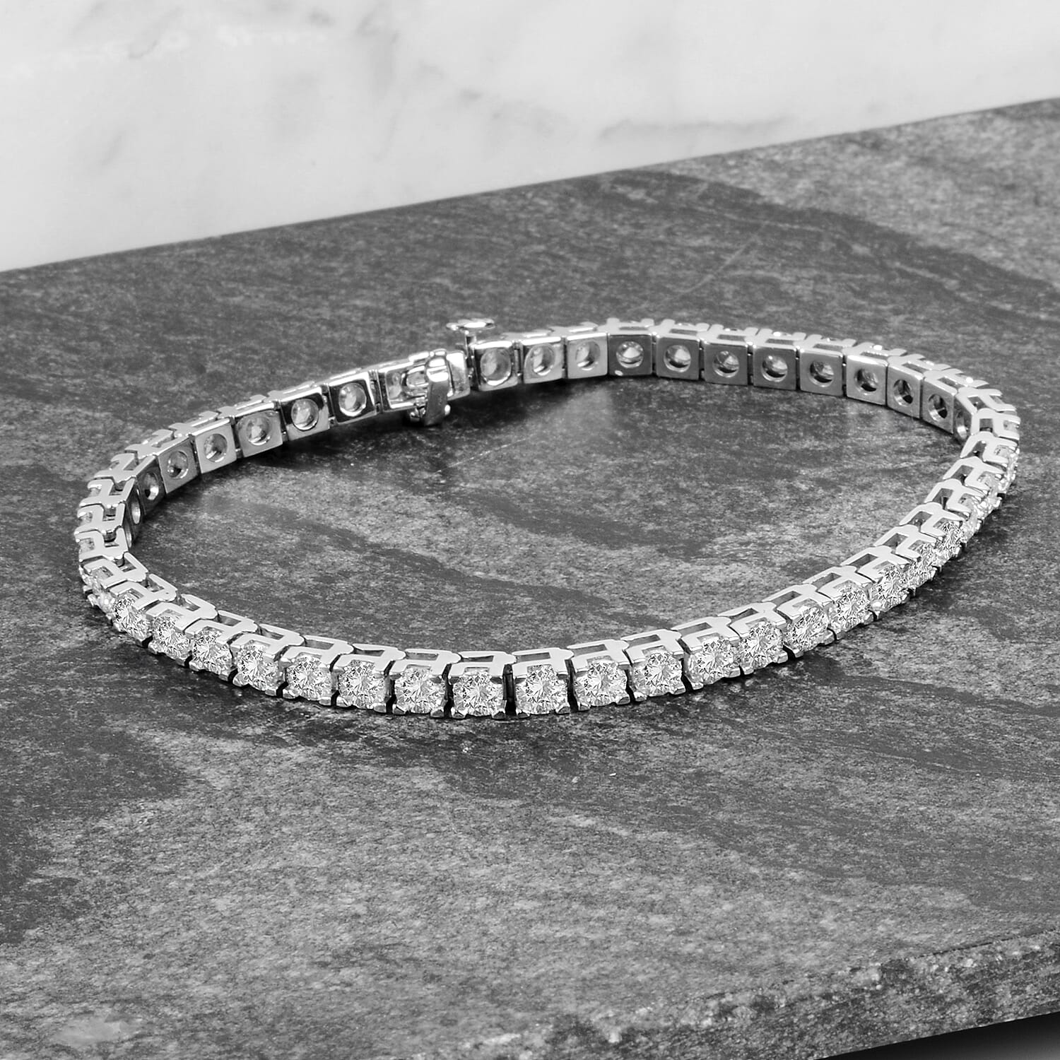 14K White Gold EGL CERTIFIED Diamond (Rnd) (I2-I3 F-H) Bracelet (Size 8.25) 11.500 Ct, Gold wt 20.00 Gms.