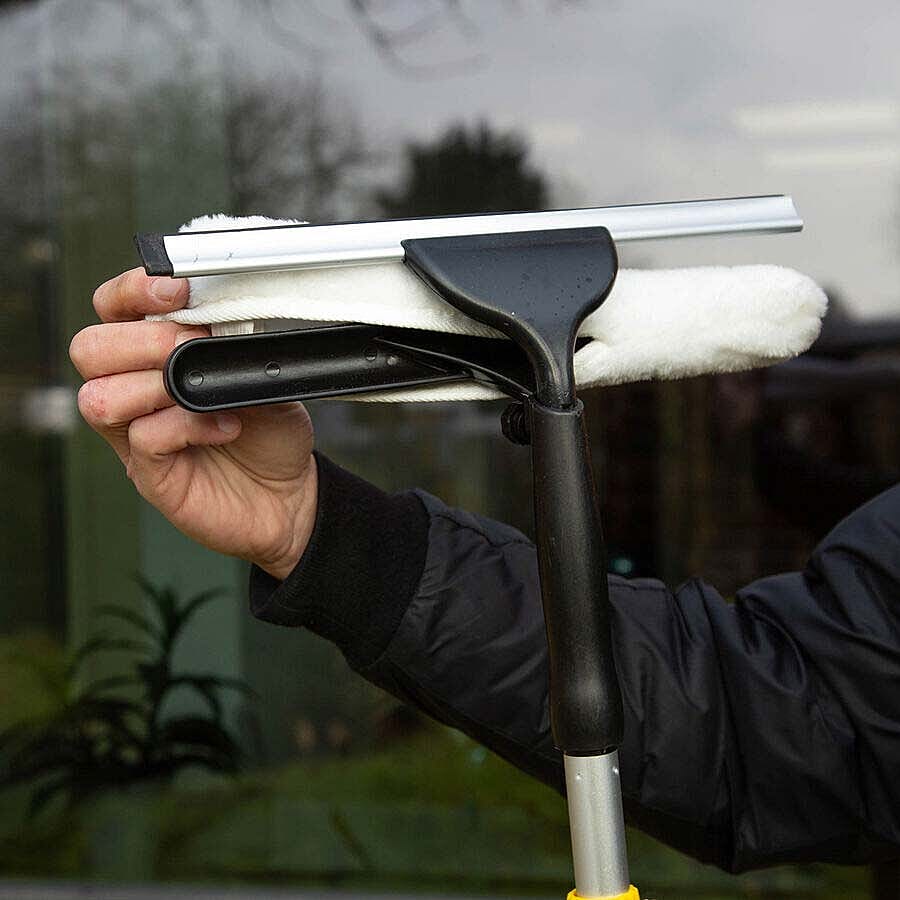 Rolson 2-in-1 Water Fed Telescopic Window Cleaner (L-145 with 100 Cm Extender)