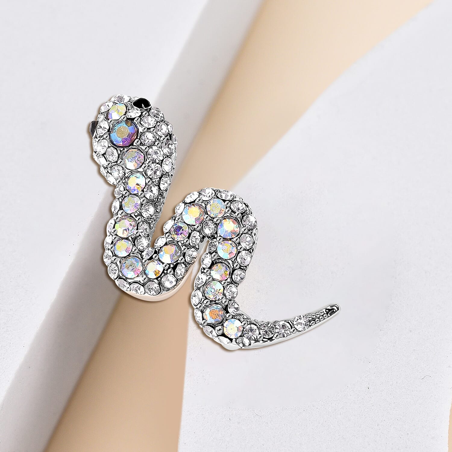 Safari Collection-Multicolour Austrian Crystal (Rnd) Snake Design Brooch in Silver Tone
