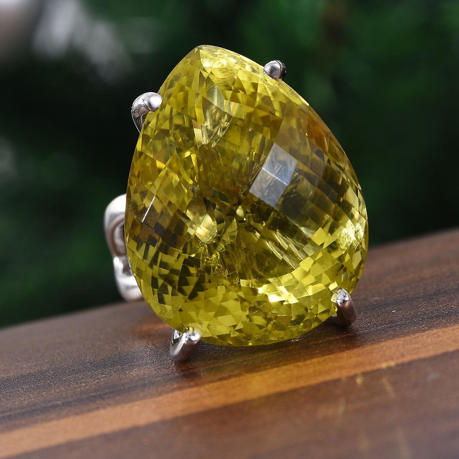 Tucson Special - AAA Natural Ouro Verde Quartz (Pear) Solitaire Ring in Platinum Overlay Sterling Silver 77.25 Ct, Silver wt 10.91 Gms