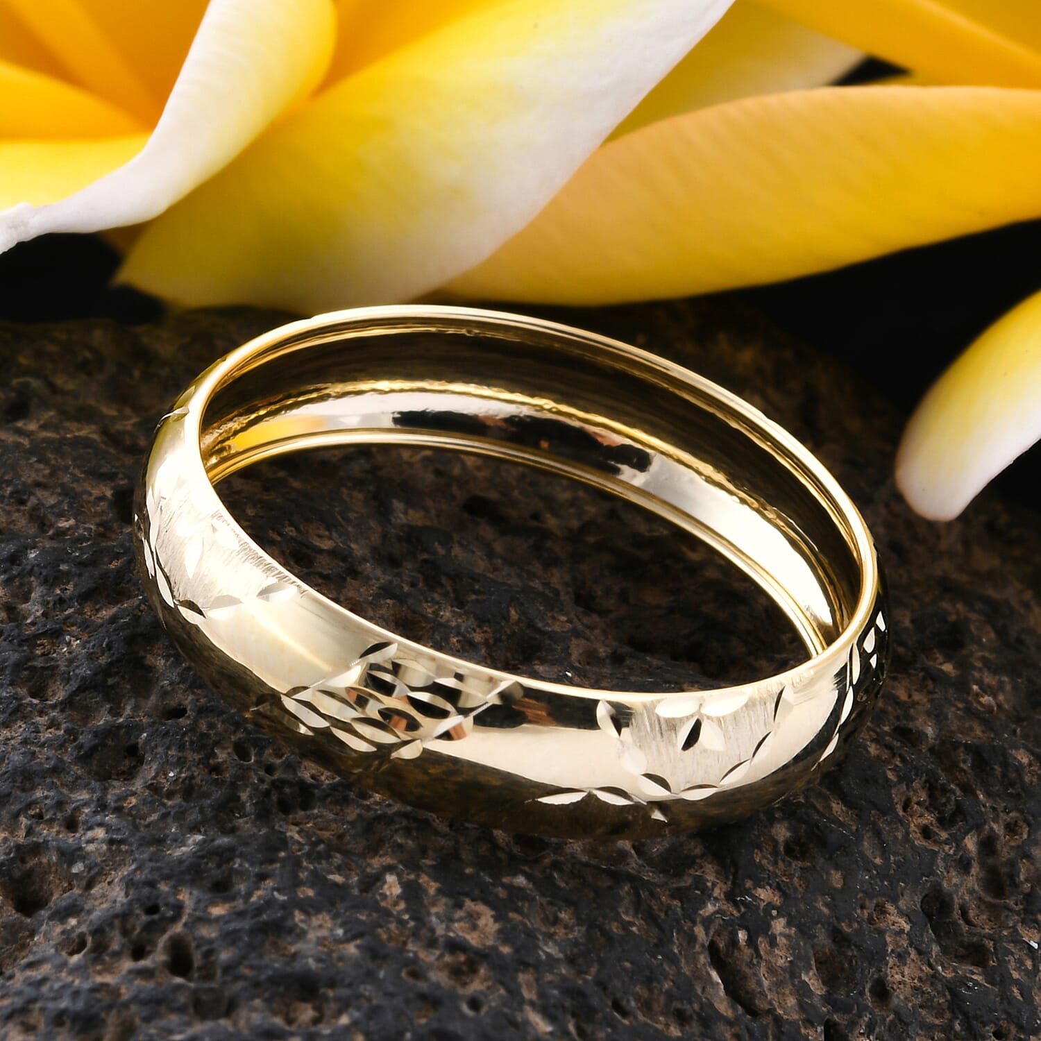 9K Yellow Gold Diamond Cut Band Ring