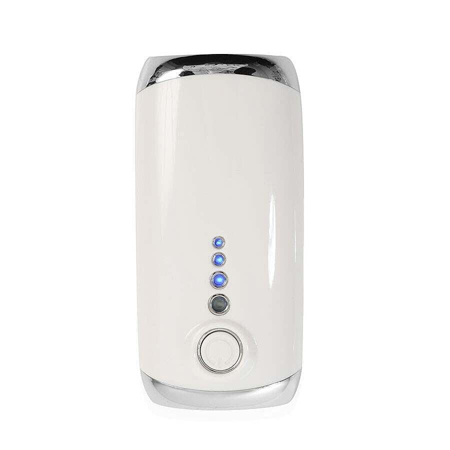 5600mAh Portable Power Bank with LED Torch - White