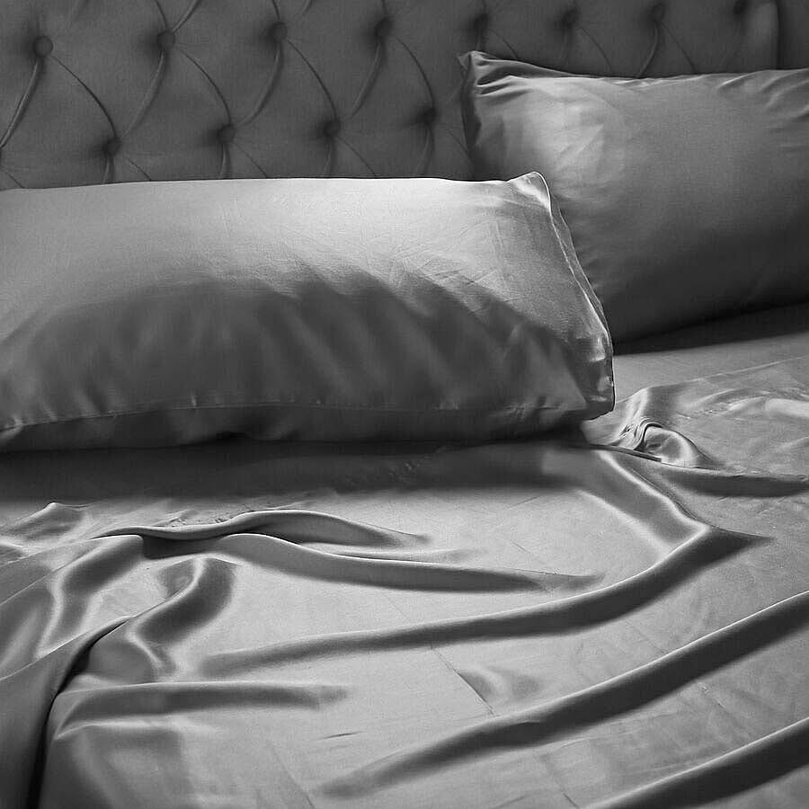 4 Piece 100% Bamboo Bedding Set - incld. Flat Sheet (275x265cm), Fitted Sheet (150x200+30cm), 2 Pillow Cases (50x75cm) - Dark Grey - KING