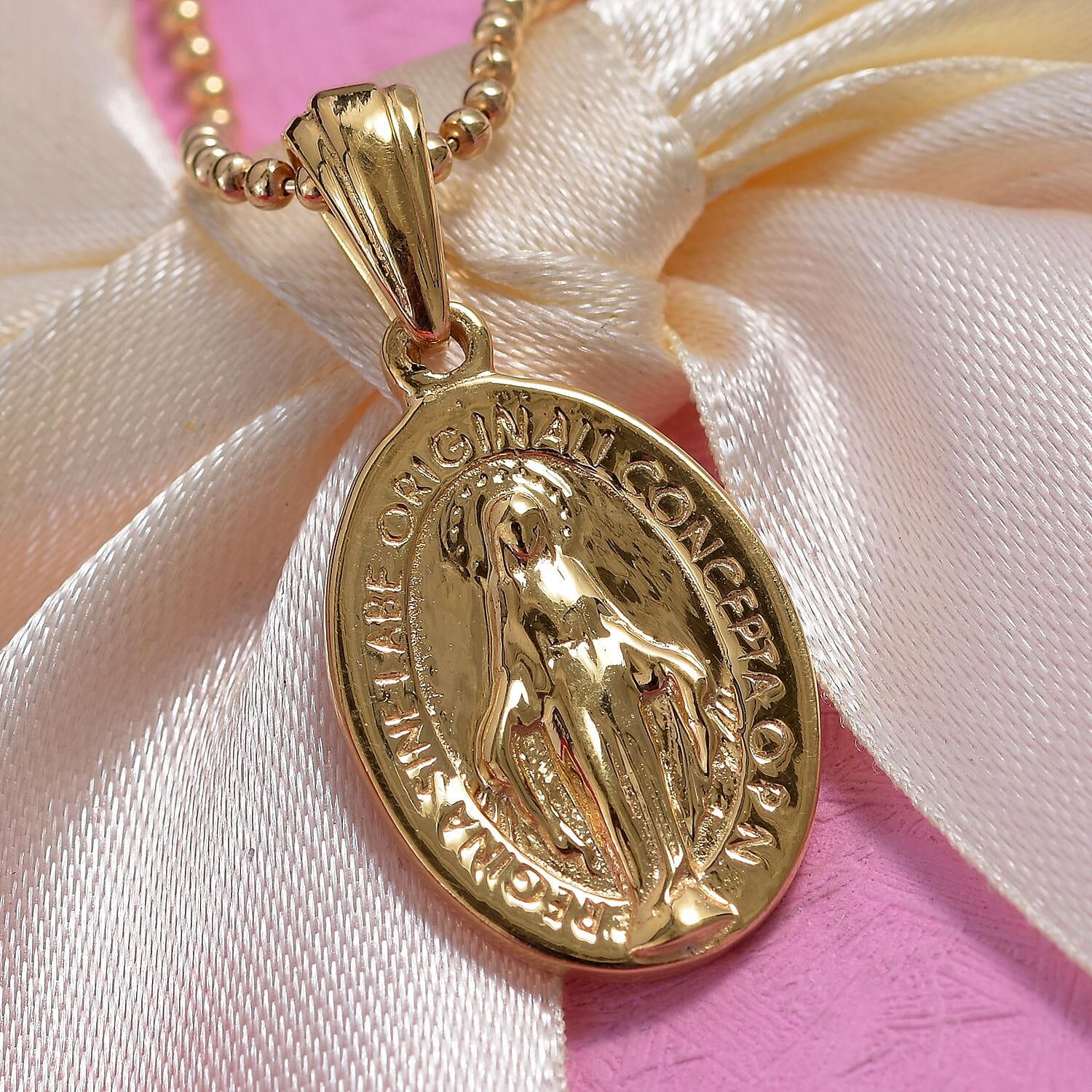 GP- Madonna Pendant with Chain (Size 20) in 14K Gold Overlay Sterling Silver, Silver wt 9.00 Gms