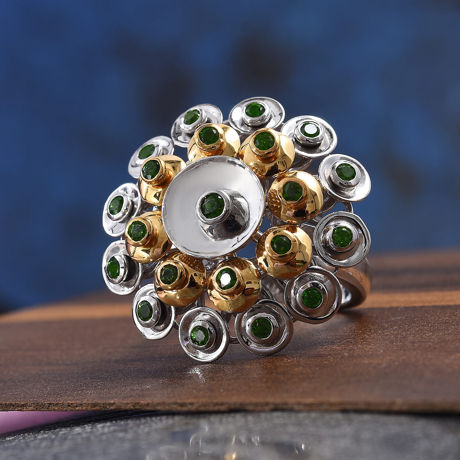 GP - Chrome Diopside (Rnd), Blue Sapphire Ring in Platinum and Yellow Gold Overlay Sterling Silver, Silver wt 9.50 Gms