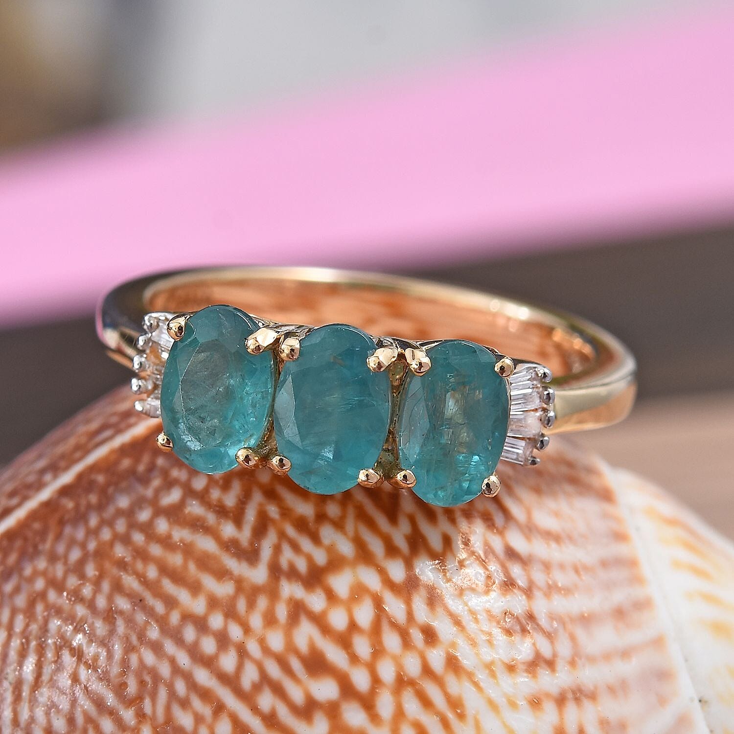 ILIANA 18K Yellow Gold AAAA 100% Natural Grandidierite (Ovl), Diamond (SI-G-H) Ring 1.35 Ct.